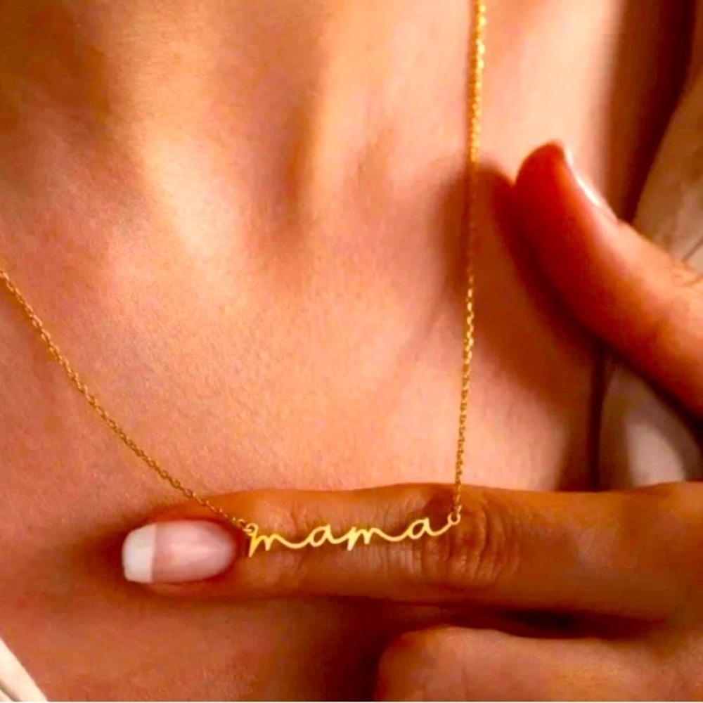 Gold 'Mama' Necklace